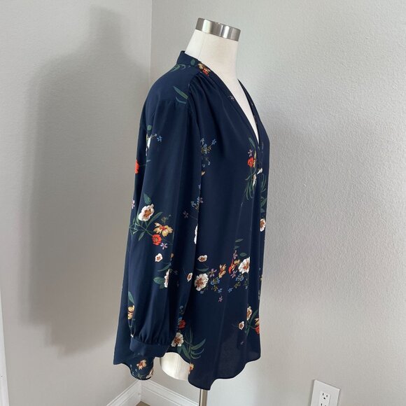 Vince Camuto Womens Plus 3X Navy Floral Blouse V Neck Long Sleeve Tunic Top - Picture 3 of 10